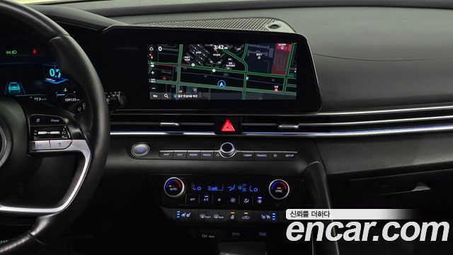 Hyundai AVANTE 2023 — photo 25