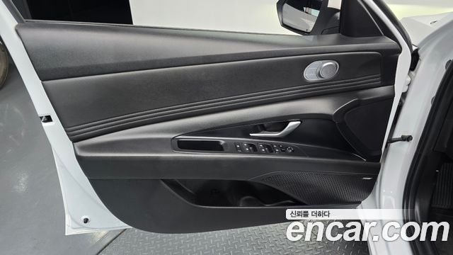 Hyundai AVANTE 2023 — photo 26