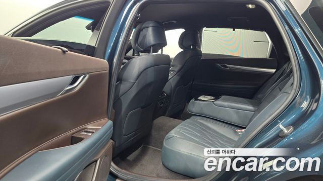 Genesis G80 2021 — photo 18