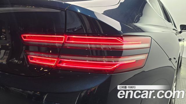 Genesis G80 2021 — photo 9