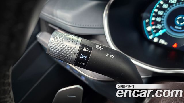 Genesis G80 2021 — photo 32