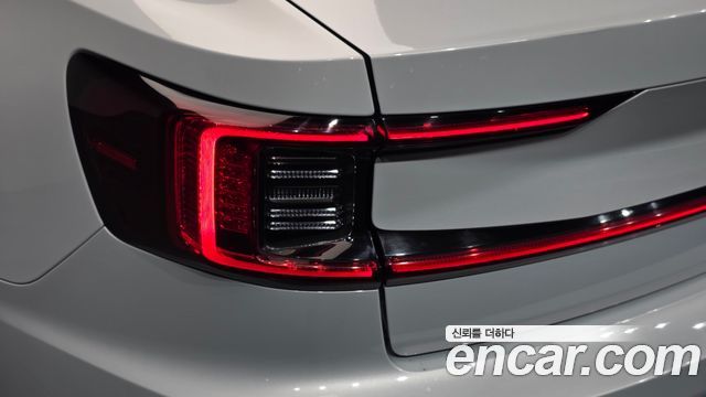 Polestar Polestar 2 2022 — photo 9
