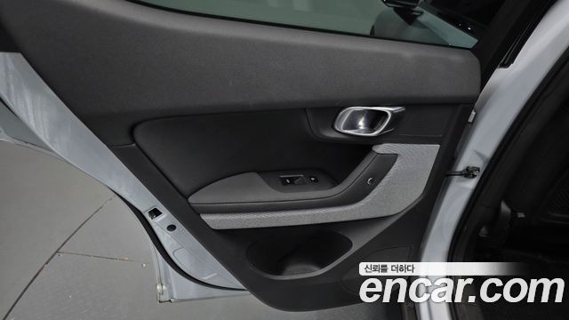 Polestar Polestar 2 2022 — photo 15