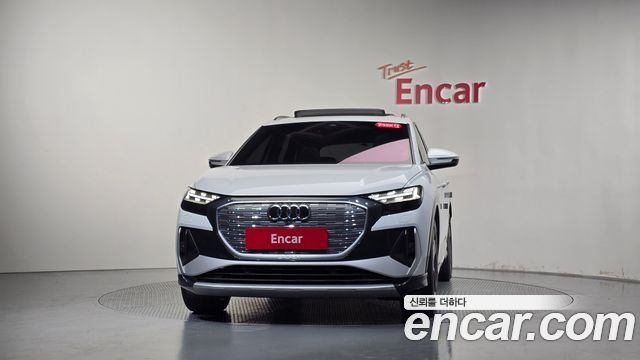 Audi Q4 e-tron 2022 — photo 3