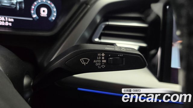 Audi Q4 e-tron 2022 — photo 28