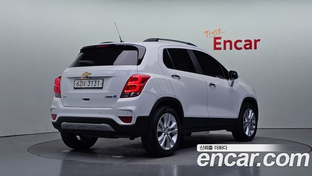 Chevrolet Korea Trax 2018 — photo 2