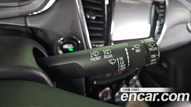Chevrolet Korea Trax 2018 — photo 27