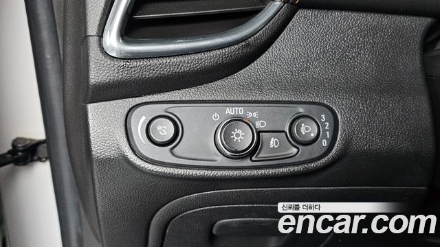 Chevrolet Korea Trax 2018 — photo 32