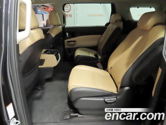 Kia Canival 2022 — photo 7