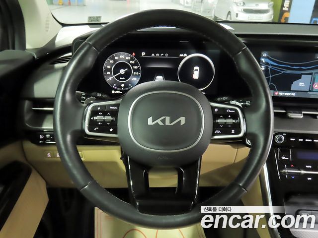 Kia Canival 2022 — photo 11