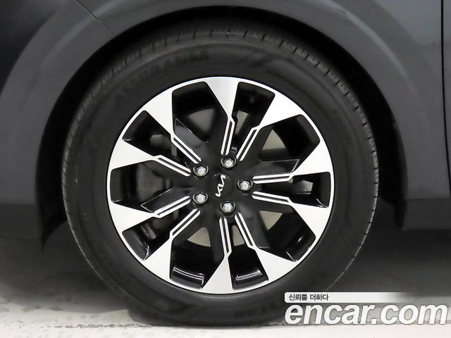 Kia Canival 2022 — photo 20