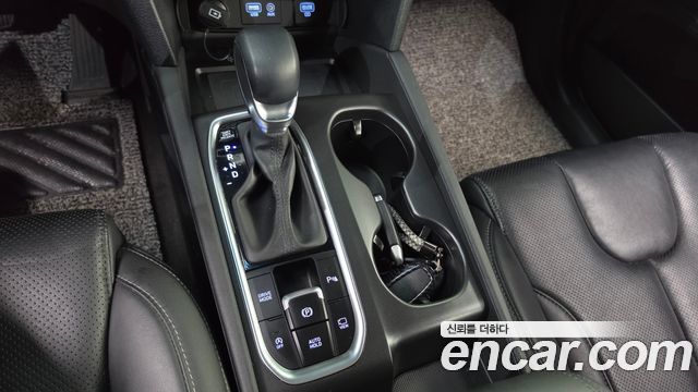Hyundai Santafe 2019 — photo 12