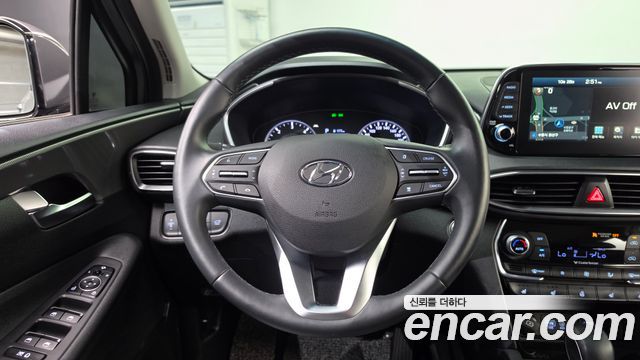 Hyundai Santafe 2019 — photo 19