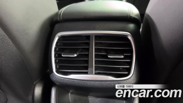 Hyundai Santafe 2019 — photo 29