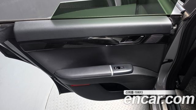 Hyundai Grandeur 2023 — photo 15