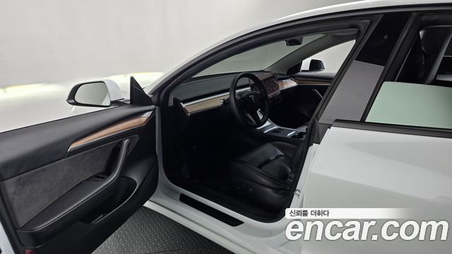 Tesla Model 3 2022 — photo 13