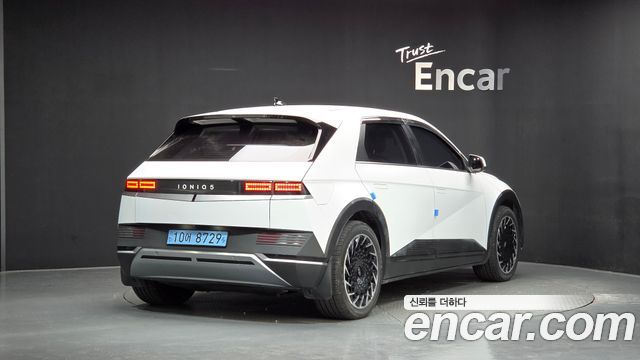 Hyundai Ioniq5 2023 — photo 2