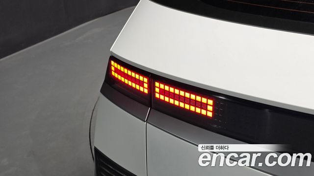 Hyundai Ioniq5 2023 — photo 9