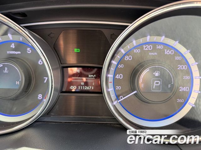 Hyundai Sonata 2014 — photo 12