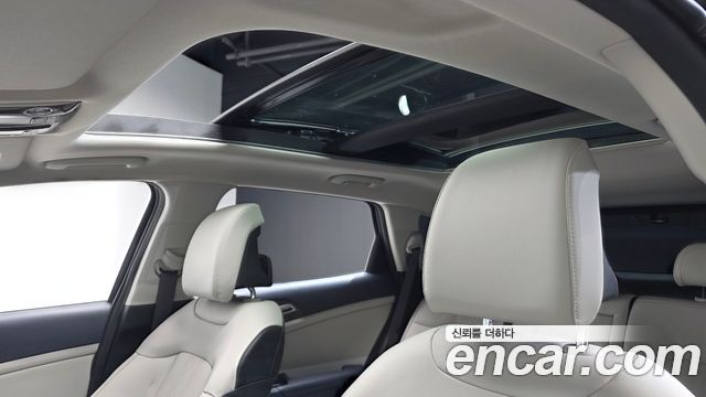 Kia Sportage 2023 — photo 24