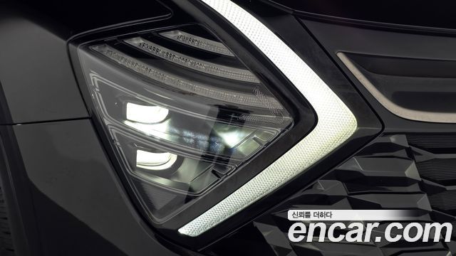 Kia Sportage 2023 — photo 8