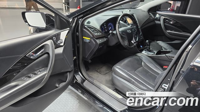 Hyundai Grandeur 2015 — photo 13