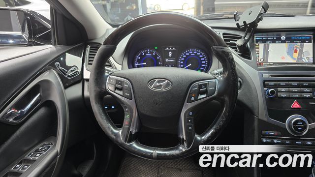 Hyundai Grandeur 2015 — photo 19