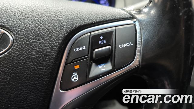 Hyundai Grandeur 2015 — photo 30