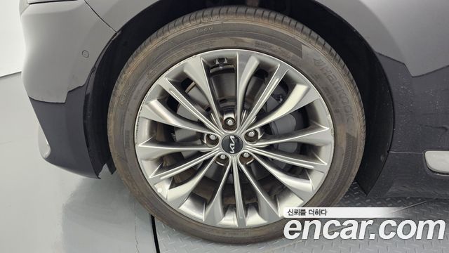 Kia K9 2022 — photo 5