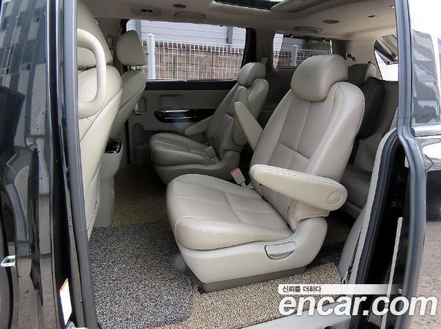 Kia Canival 2019 — photo 6