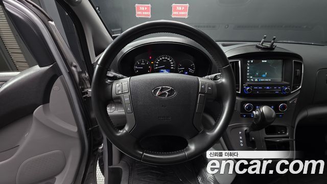 Hyundai Starex 2019 — photo 19