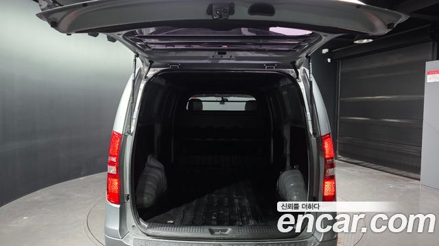 Hyundai Starex 2019 — photo 26