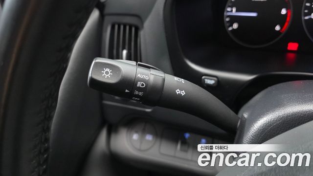 Hyundai Starex 2019 — photo 27