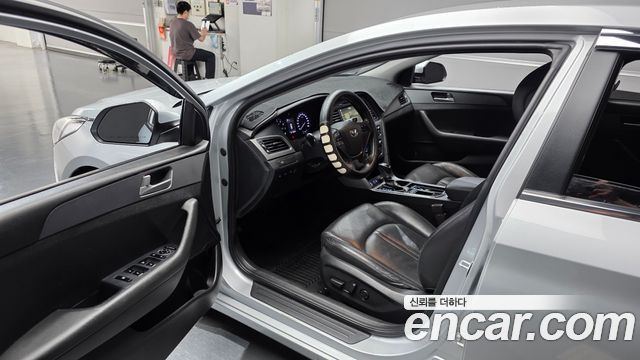 Hyundai Sonata 2017 — photo 13