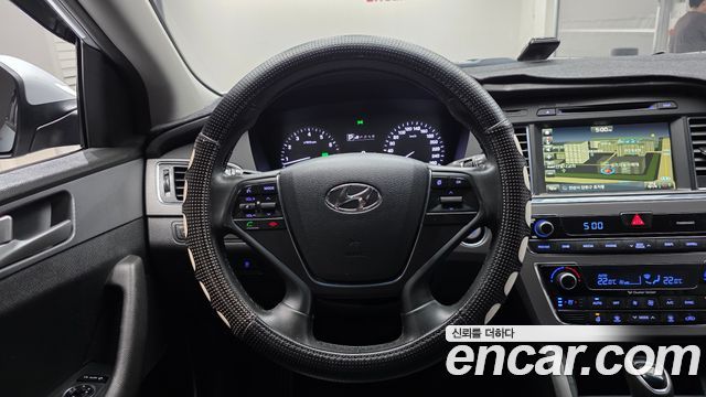 Hyundai Sonata 2017 — photo 21