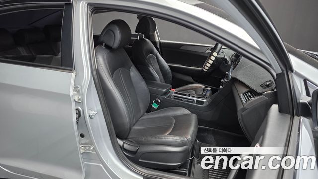 Hyundai Sonata 2017 — photo 16