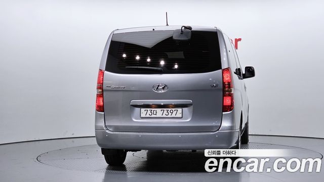 Hyundai Starex 2019 — photo 4