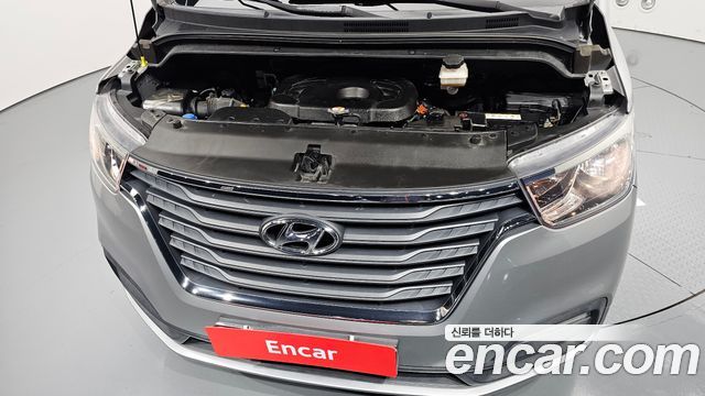 Hyundai Starex 2019 — photo 6