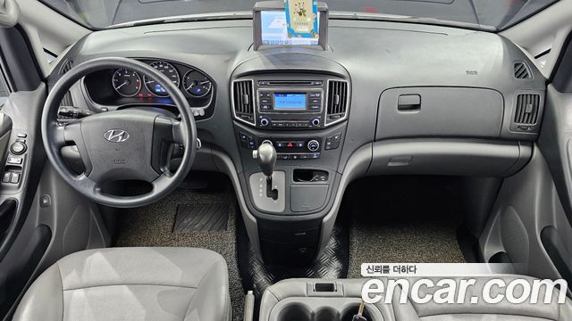 Hyundai Starex 2019 — photo 7