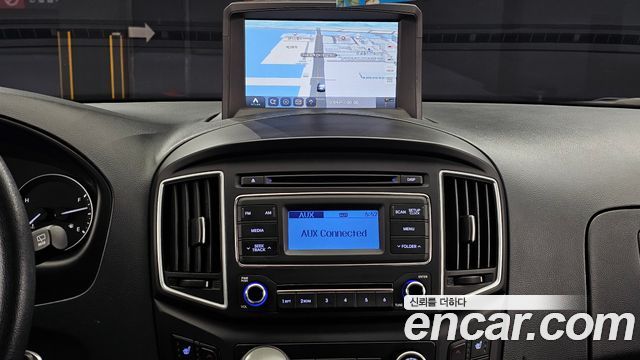 Hyundai Starex 2019 — photo 14