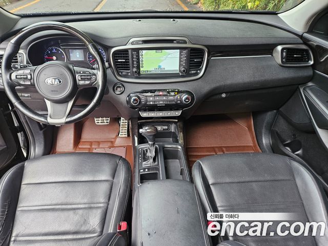 Kia Sorento 2017 — photo 9