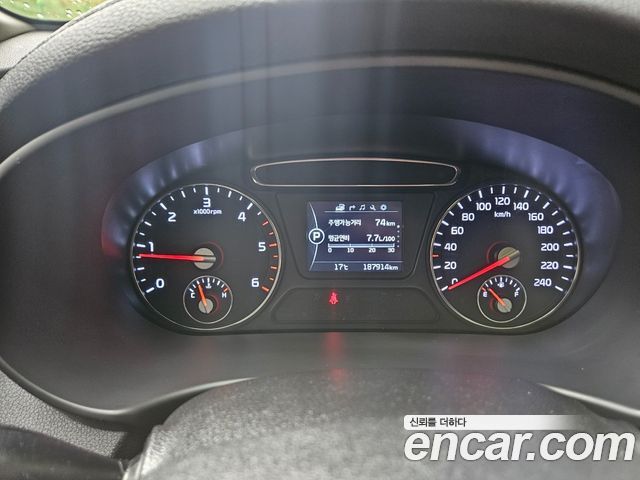 Kia Sorento 2017 — photo 12