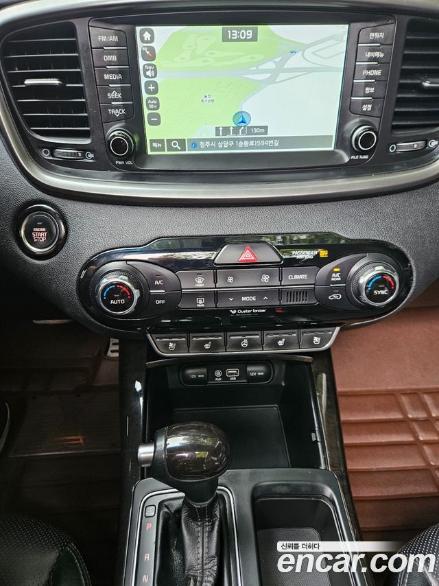 Kia Sorento 2017 — photo 14