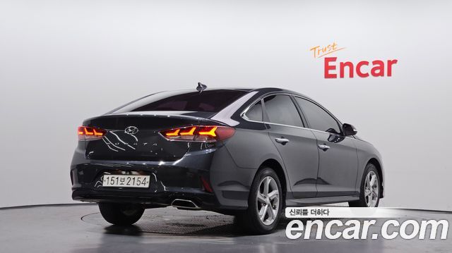 Hyundai Sonata 2018 — photo 2