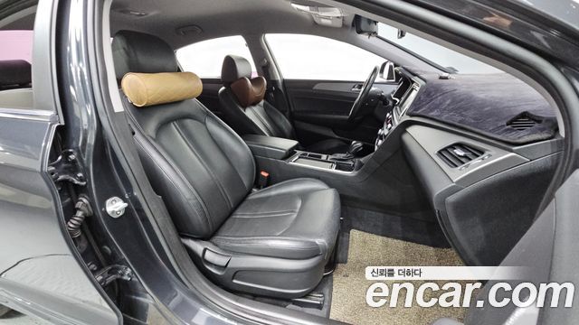 Hyundai Sonata 2018 — photo 18