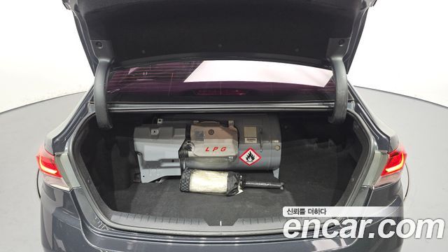 Hyundai Sonata 2018 — photo 26