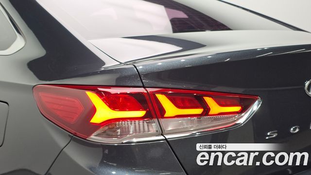 Hyundai Sonata 2018 — photo 9