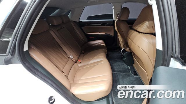 Hyundai Grandeur 2023 — photo 17