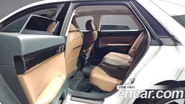 Hyundai Grandeur 2023 — photo 18