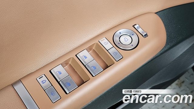 Hyundai Grandeur 2023 — photo 19